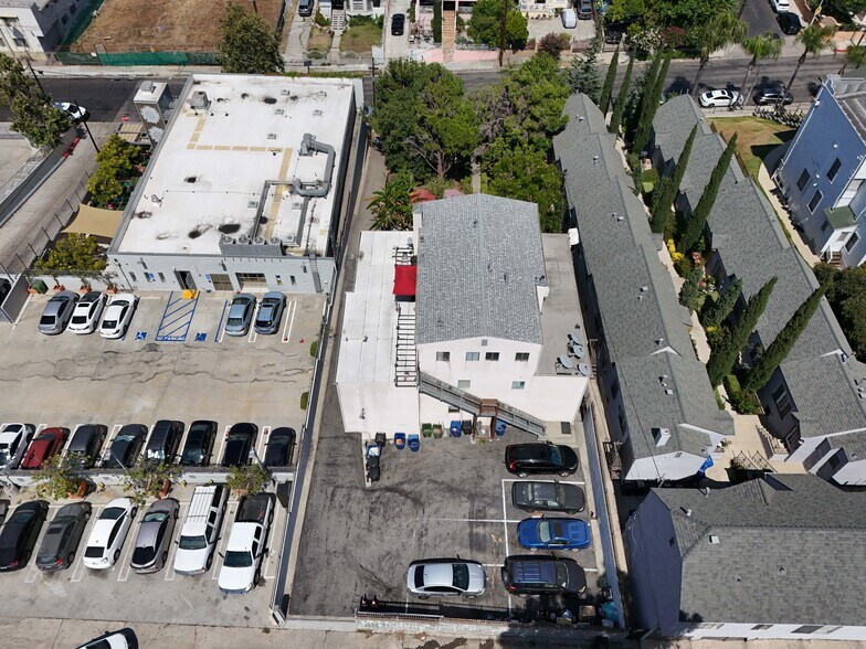 More Photos Of 434 N Lake St, Los Angeles Apartments For Sale