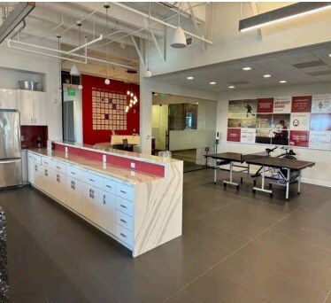 More Photos Of 355 Alhambra Cir, Coral Gables Office For Lease