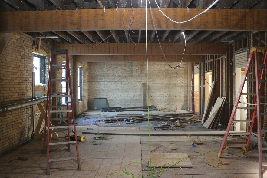 More Photos Of 610 Front St, Casselton Office For Lease