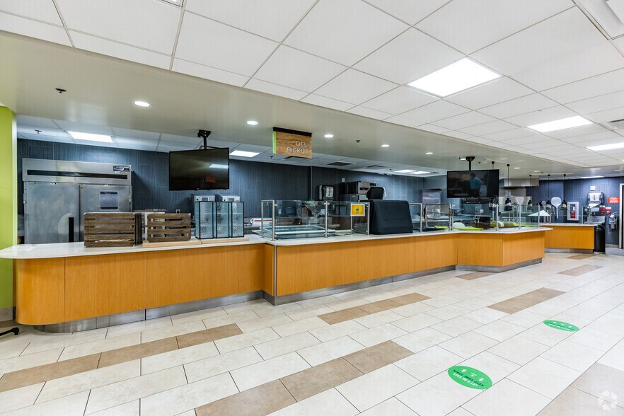 More Photos Of 6277 Sea Harbor Dr, Orlando Office For Sale