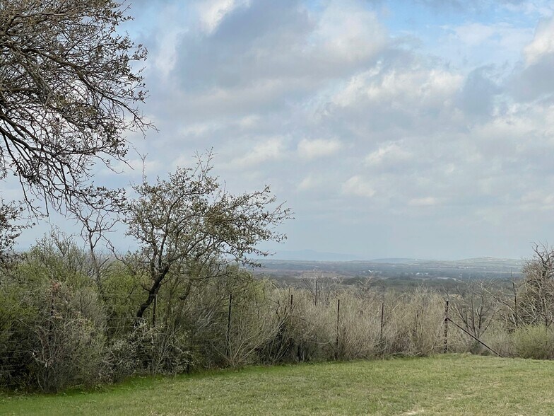 More Photos Of 8160 U.S. 281 hwy, Marble Falls Land For Sale