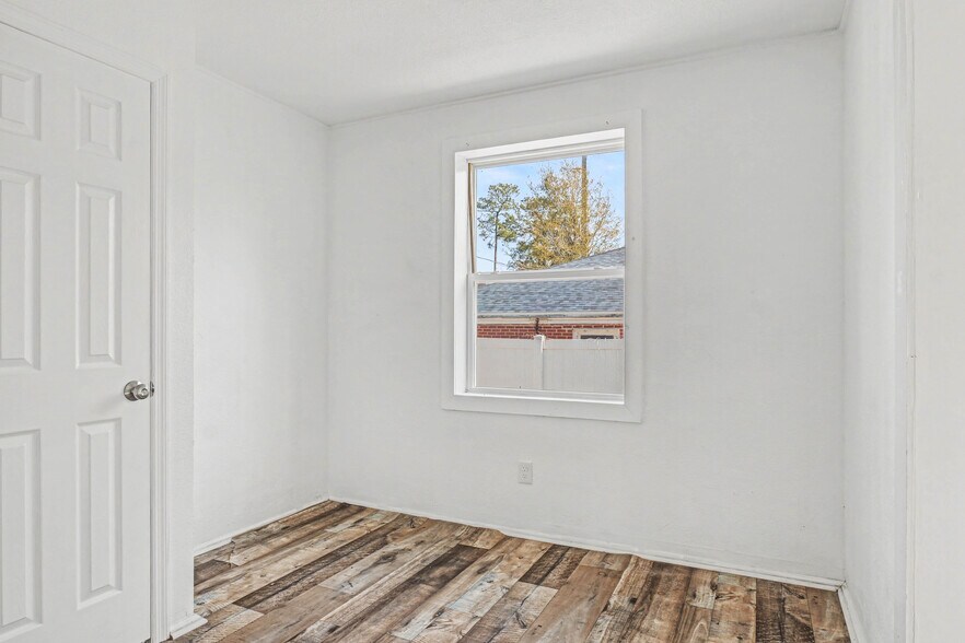 More Photos Of 1201 Cassat Ave, Jacksonville Medical For Sale