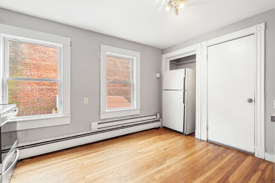 More Photos Of 1205 Massachusetts Ave, Arlington Storefront Retail Residential For Sale