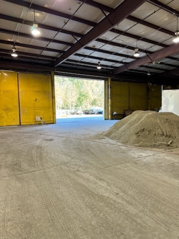 More Photos Of 40 High Bridge Rd, Sandy Hook Warehouse For Lease