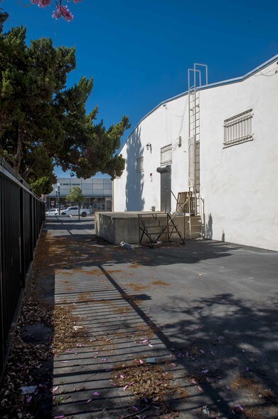 More Photos Of 12908 Bailey St, Whittier Freestanding For Sale