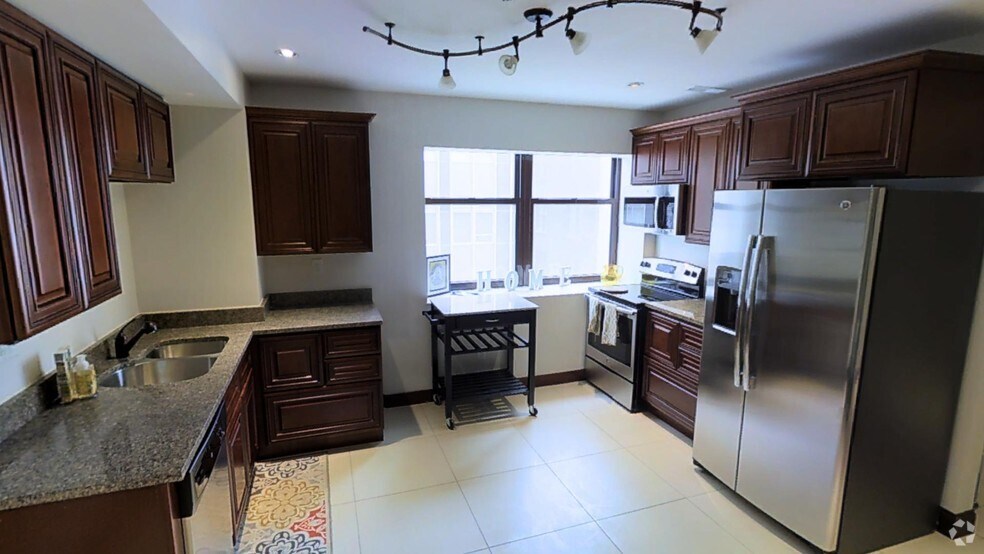 More Photos Of 1014-1024 Locust St, Saint Louis Apartments For Sale
