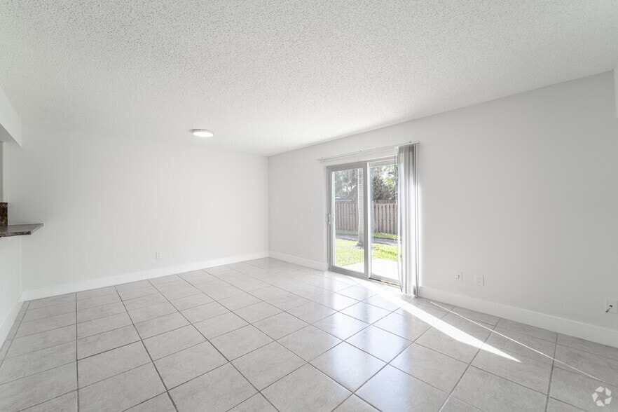 More Photos Of 311-357 Gulfstream Rd, Dania Apartments For Sale