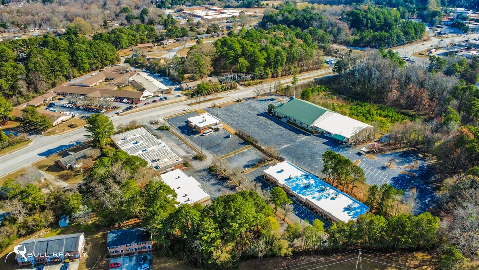 More Photos Of 3005 Lenora Church Rd, Snellville Medical For Lease