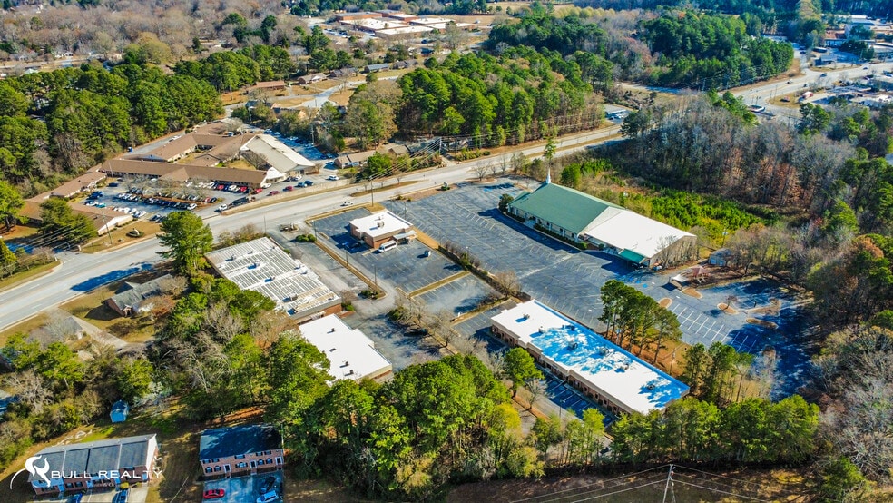 More Photos Of 3005 Lenora Church Rd, Snellville Office For Lease