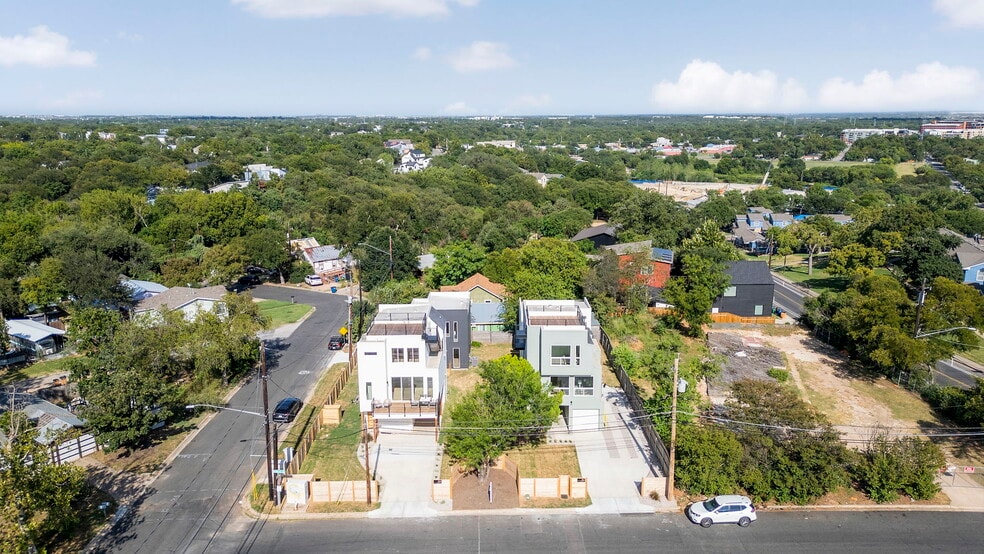 More Photos Of 1167-1169 Bedford St, Austin Apartments For Sale