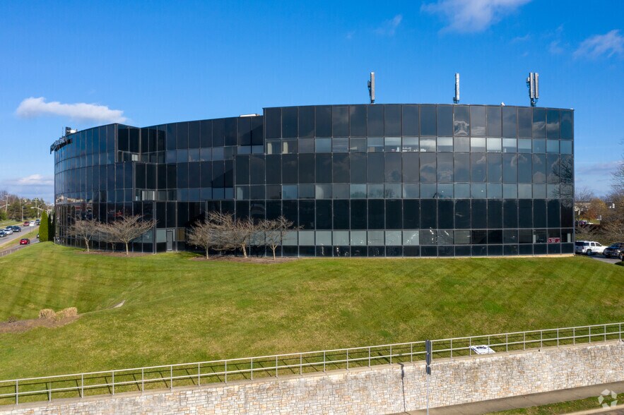 More Photos Of 101 Prosperous Pl, Lexington Office For Lease