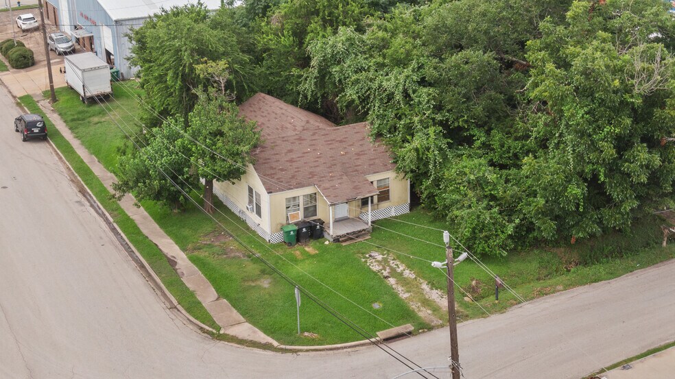 More Photos Of 10002 Grover Ln, Houston Warehouse For Sale