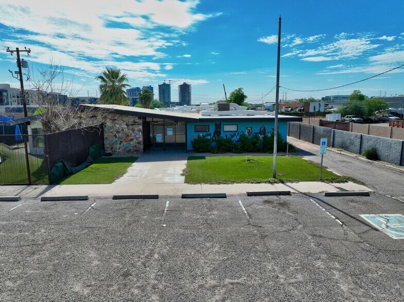 More Photos Of 1211 E Curry Rd, Tempe Contractor Storage Yard For Lease