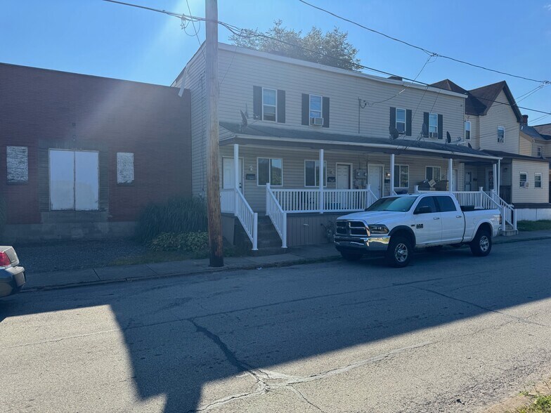 More Photos Of 609 Allegheny Ave, Glassport Apartments For Sale