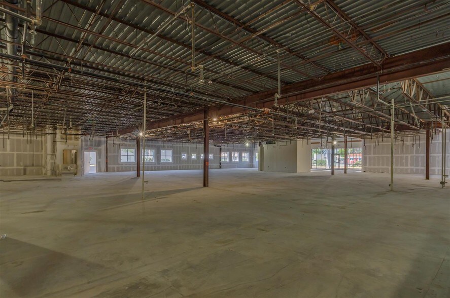 More Photos Of 4650 N Dixie Hwy, Oakland Park Medical For Lease