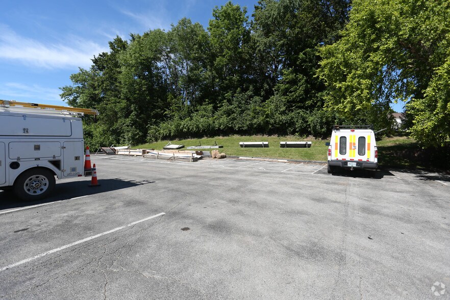 More Photos Of 1700-1721 Heritage Hills Dr, Washington Medical For Lease