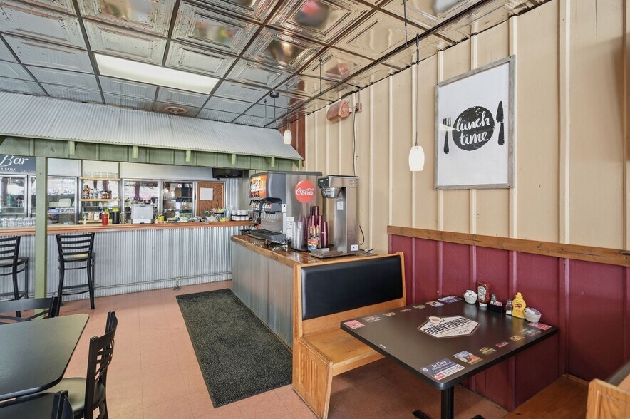 More Photos Of 715 1st Corso, Nebraska City Restaurant For Sale