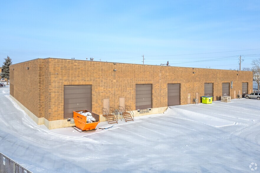 More Photos Of 655 42nd Ave NE, Calgary Warehouse For Lease