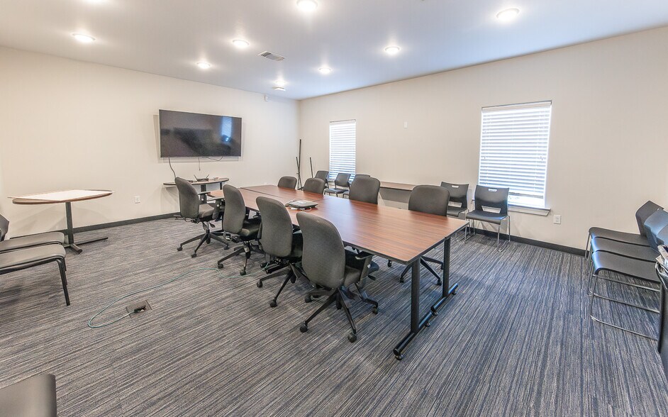 More Photos Of 5004 122nd St, Lubbock Office Residential For Lease