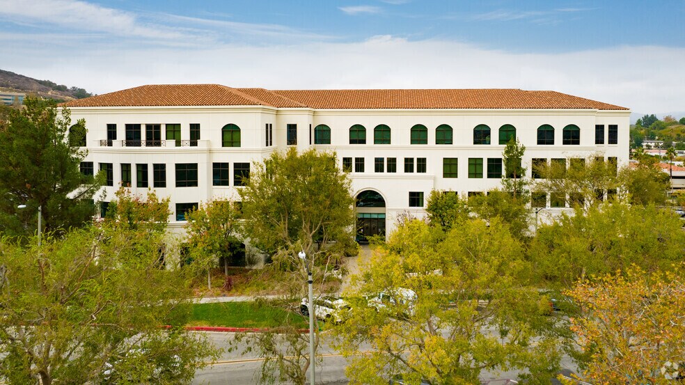 More Photos Of 24025 Park Sorrento, Calabasas Office For Lease