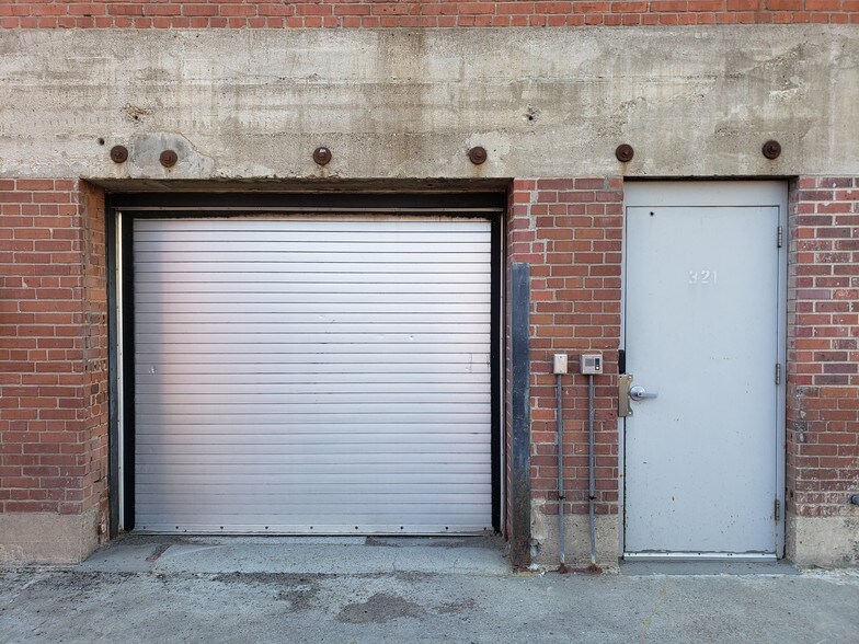 More Photos Of 321 Central Ave, Great Falls Office For Lease