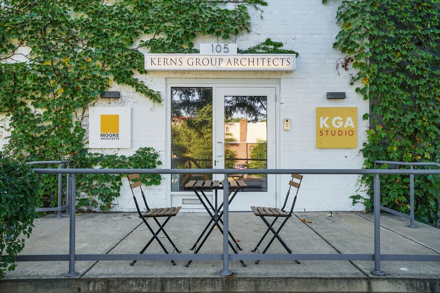 More Photos Of 105 N Maple Ave, Falls Church Medical For Sale