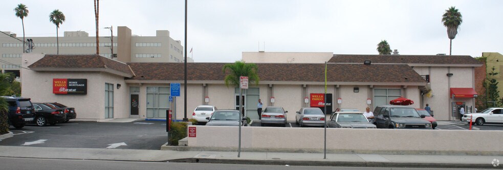 Primary Photo Of 10011 Washington Blvd, Culver City Bank For Lease