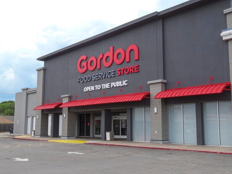 Primary Photo Of 5121-5155 Antoine Dr, Houston Unknown For Lease