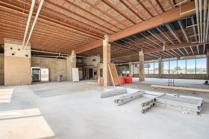 More Photos Of 400 Riverview Dr, Benton Harbor Office Residential For Sale