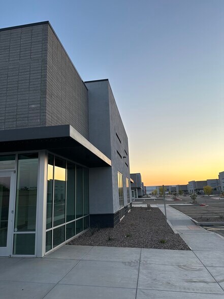 More Photos Of 7303 S Hawes Rd, Mesa Unknown For Lease