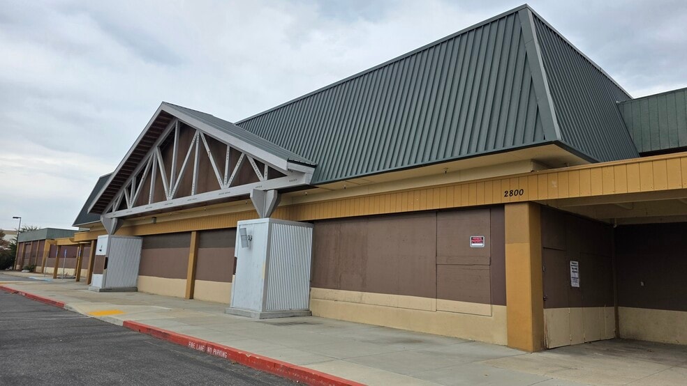Primary Photo Of 2800 Sisk Rd, Modesto Storefront For Sale