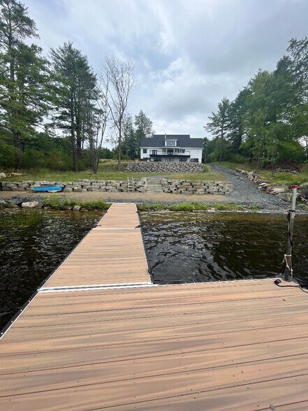 More Photos Of 286 Lakeview Drive Rd, Highland Lake Specialty For Sale