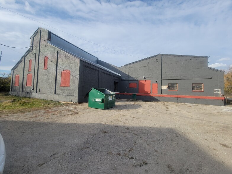 Primary Photo Of 705 Scott St, Joliet Warehouse For Lease