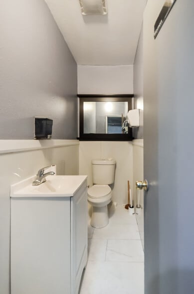 More Photos Of 370 E 18th St, Paterson Storefront Retail Residential For Sale