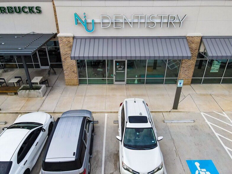 More Photos Of 23227 Gosling Rd, Spring General Retail For Lease