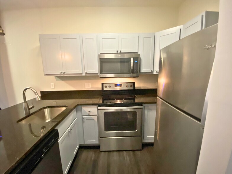 More Photos Of 2617 Maryland Ave, Baltimore Multifamily For Sale