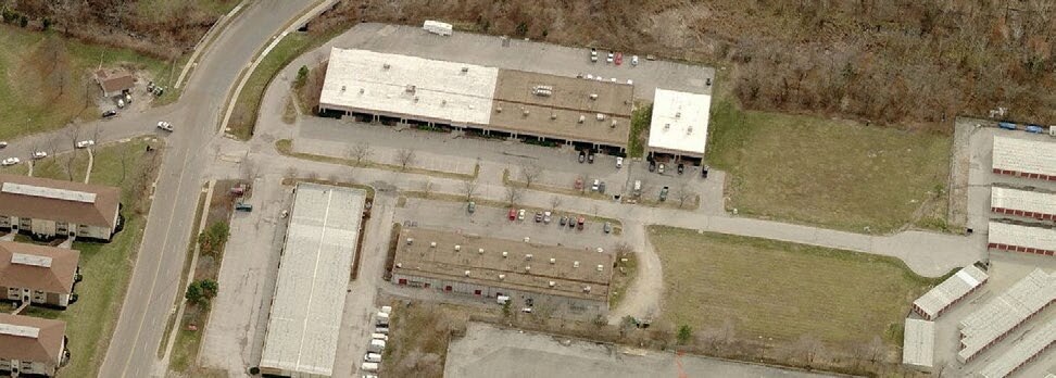 More Photos Of 9668-9680 Marion Rdg, Kansas City Light Manufacturing For Lease