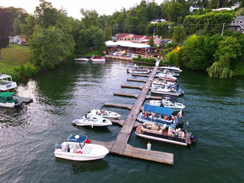 More Photos Of , Brookfield Unknown For Sale