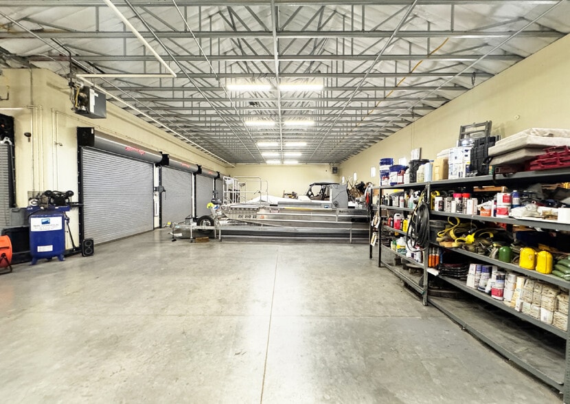 More Photos Of 4421-1 Irving Blvd NW, Albuquerque Warehouse For Sale