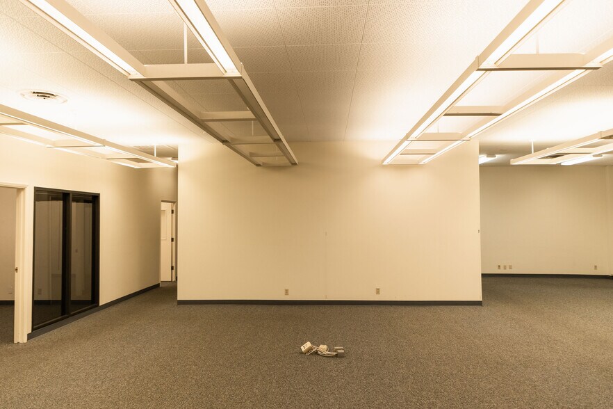 More Photos Of 181 S Ash St, Ventura Medical For Sale