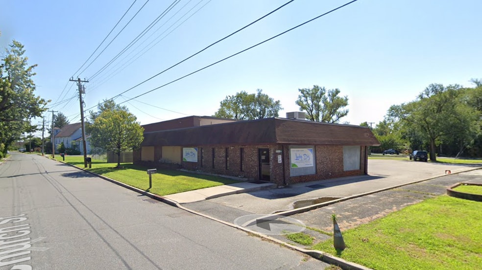 Primary Photo Of 619 Church St, Pleasantville Warehouse For Sale