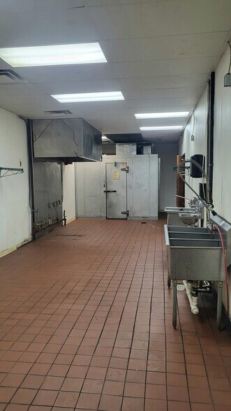 More Photos Of 1054 E Butler Rd, Greenville Storefront Retail Office For Lease