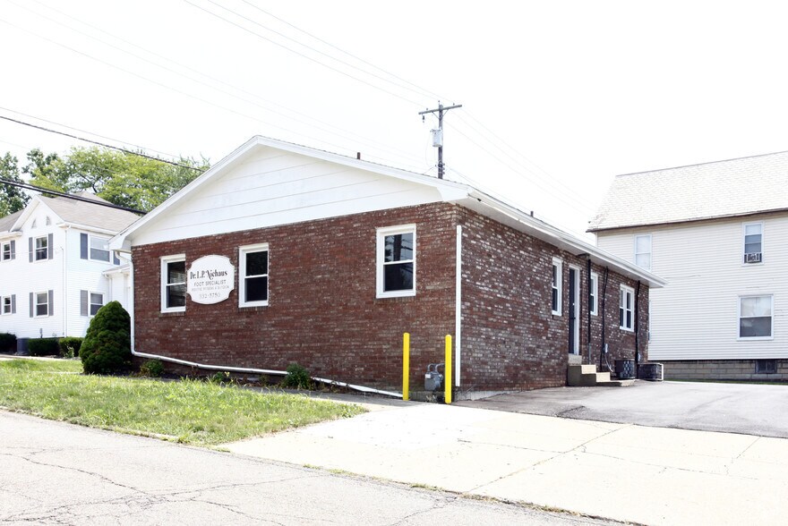 More Photos Of 293 N Ellsworth Ave, Salem Medical For Sale