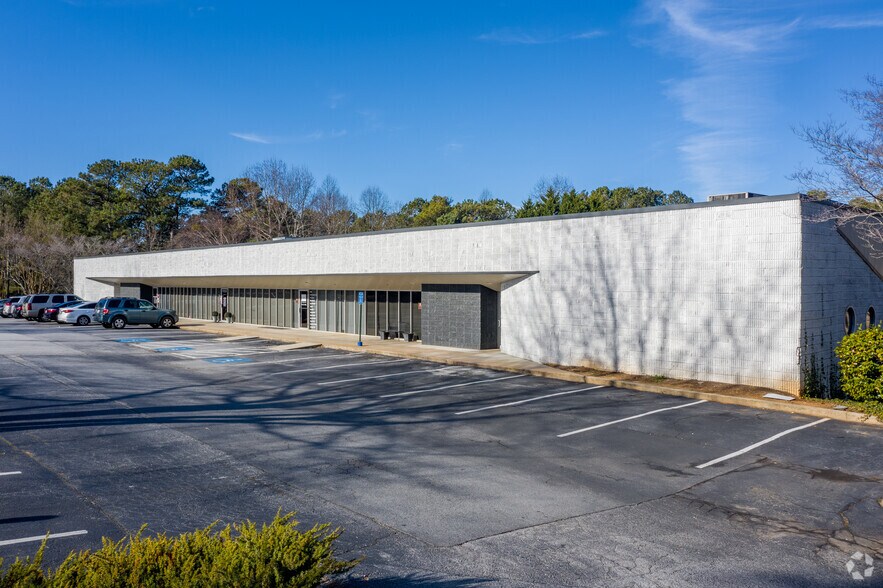 More Photos Of 2121 Fountain Dr, Snellville Medical For Sale