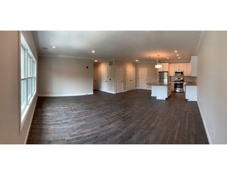 More Photos Of 62 Main St, Bloomingdale Apartments For Lease