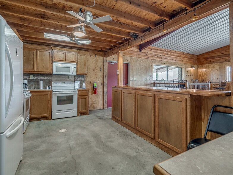 More Photos Of 341070 E 890 Rd, Chandler Lodge Meeting Hall For Sale