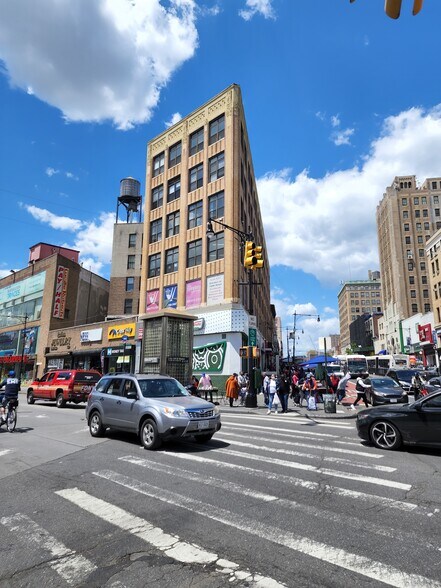 More Photos Of 374-396 E 149th St, Bronx Office For Lease