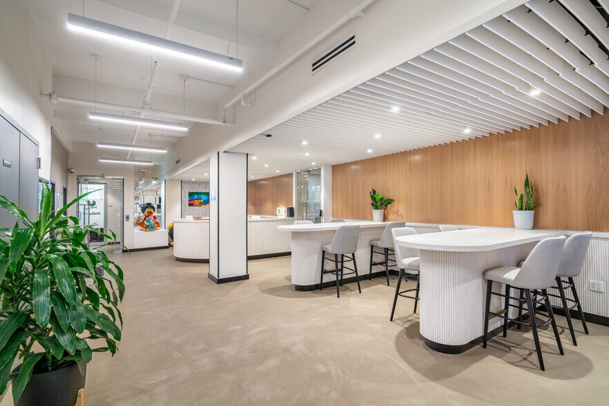 More Photos Of 159 W 25th St, New York Coworking Space