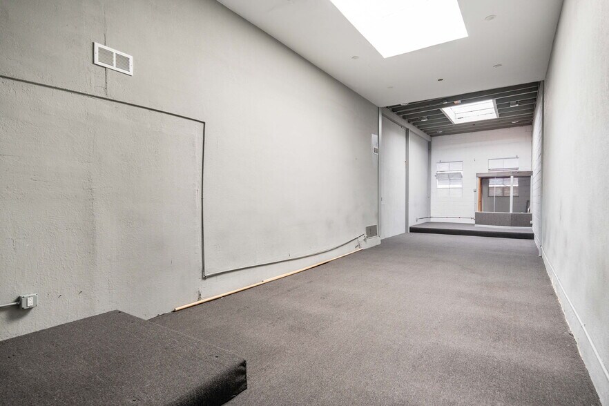 More Photos Of 4820 International Blvd, Oakland Storefront For Lease