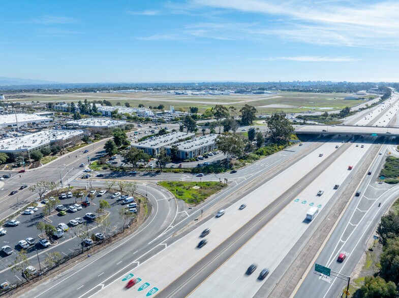 More Photos Of 4550 Kearny Villa Rd, San Diego Office For Sale